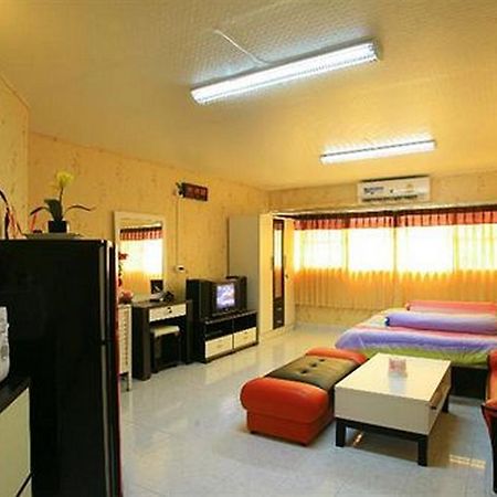 Deluxe At Popular Condo Bangkok Exteriör bild
